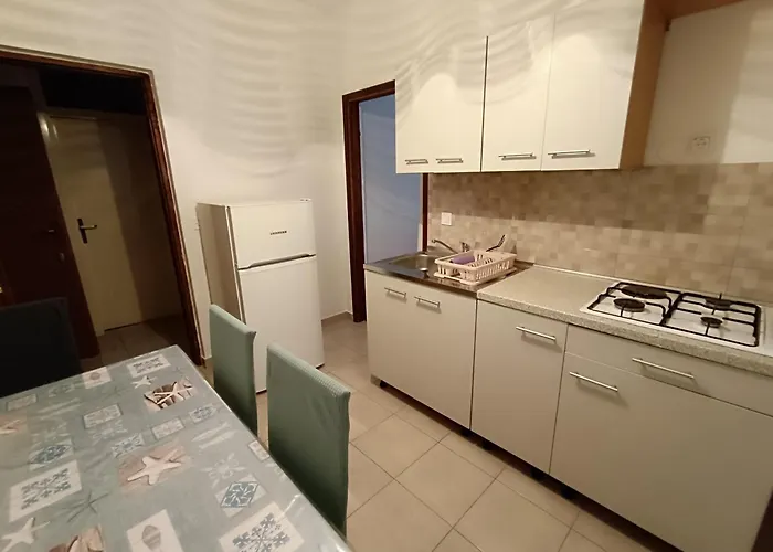 App Karmen With Privat Parking Apartman *