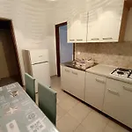 App Karmen With Privat Parking Apartman *