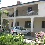 App Karmen With Privat Parking * Porec
