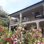 App Karmen With Privat Parking * Porec