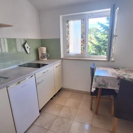 App Karmen With Privat Parking Appartamento *