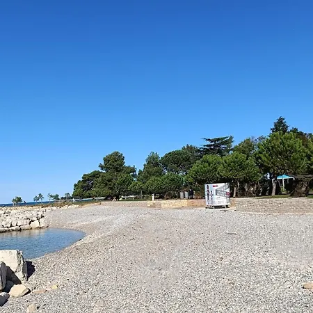 App Karmen With Privat Parking Appartement