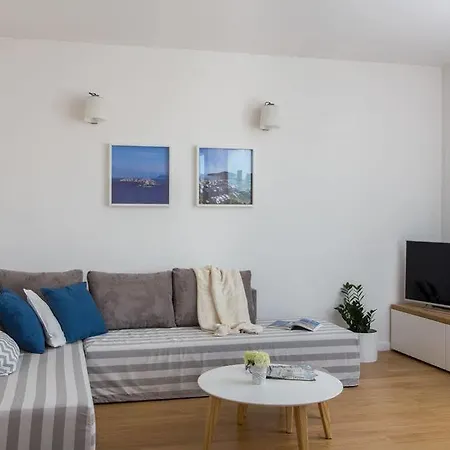 Διαμέρισμα App Karmen With Privat Parking *