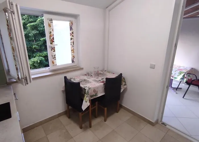 Appartement App Karmen With Privat Parking