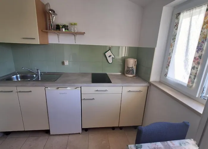 App Karmen With Privat Parking