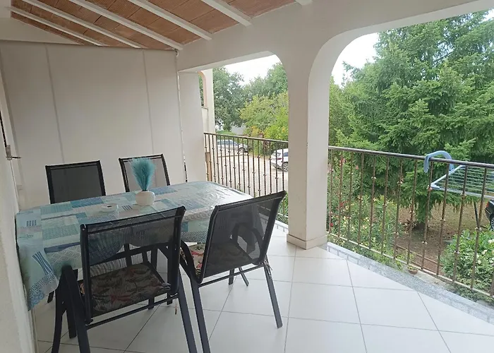 App Karmen With Privat Parking Porec