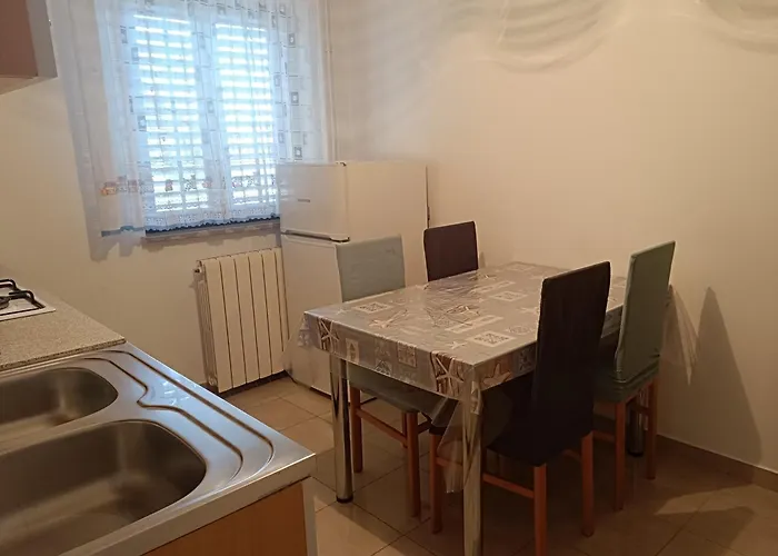 App Karmen With Privat Parking Appartement *